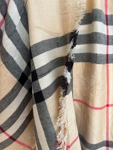 Burberry Light Shawl/stole