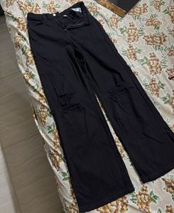 H&M black side cut jeans