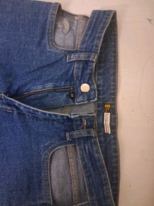 Price Drop 🚩OFFDUTY CUTOUT DENIM JEANS