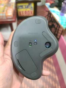 Logitech M575 Wireless Trackball Mouse