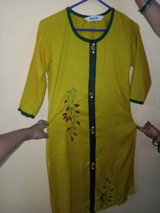 Embroidered Green & Yellow Kurti