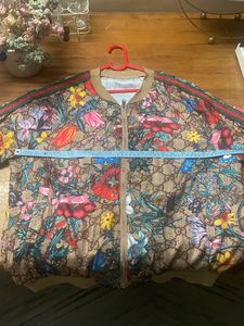Gucci Print Shirt (Its A Copy)