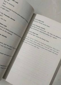 Radio Silence - Alice Oseman(Netflix Heartstopper)