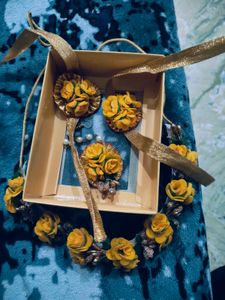 Floral haldi accessories