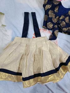 Baby Girl&#39;s Traditional set