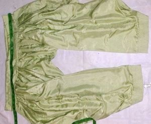 Silky Suith Pathani