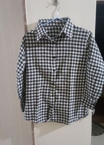 Black And White Check Pattern Full Sleeve Shirt