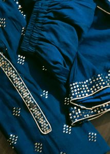 Handloom Party&#39; Wear