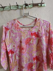 Combo Of Three Short Kurtis Size M