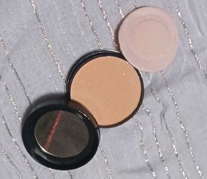 Neckline Compact Powder