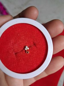 Nose Pin Gold Shaining stone