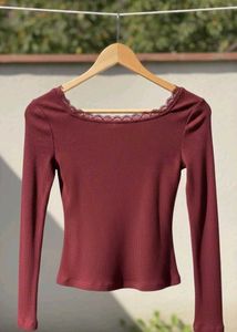 Imported Lace trim top 💮