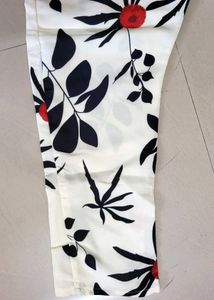 Floral Print Crop Pants
