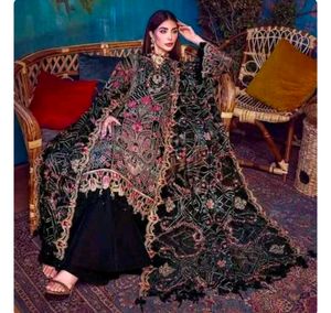 Black Bold Pakistani Heavy Suit