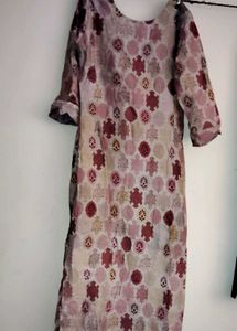 Women&#39;s Floral Kurti with Pants