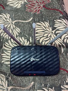 TP-Link Archer C20 Wireless Router 2.4 GHZ, 5 GHz