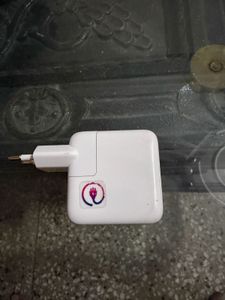 Apple MacBook Charger 30w ORIGINAL