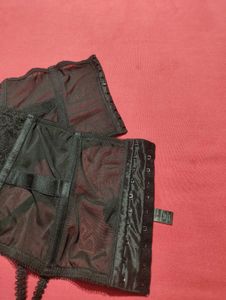 Ann Summers Black Lace Suspender Set – Sexy &amp; Eleg