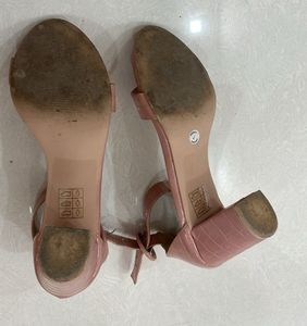 Classy Formal Textured Block Heels 3 Inch
