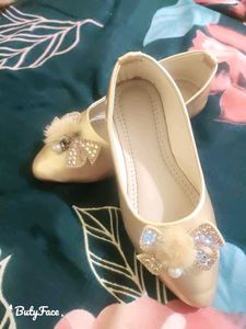 Golden Bellies Shoe