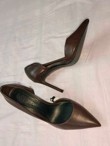 Mango Heels