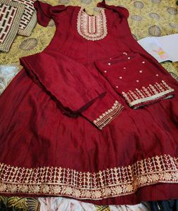party wear Anarkali set