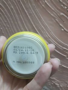 Garnier Vitamin C Serum Cream SPF 40 Never Used