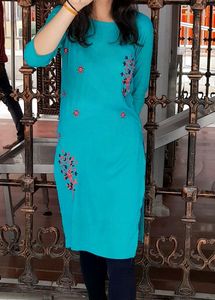 Simple Kurta With Leggings
