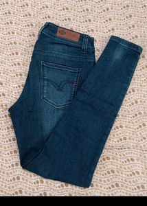 Zara Blownish Black Straight Legged Jeans Waist Si