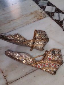 Sandal
