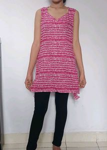 Pink & White Sleeveless Top