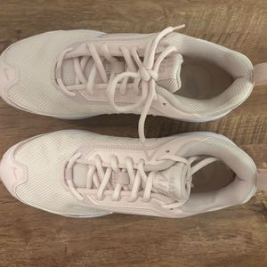 Nike Air Max AP- pink