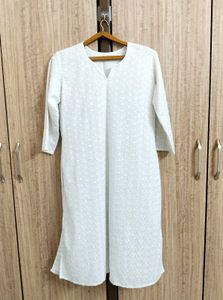 Elegant White Chikankari Kurta for Women 🤍