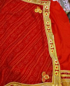 Heavy Border Chundari Print Saree For Wedding