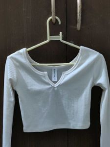 OFF WHITE TOP TOTALLY NEW FOR WOMEN