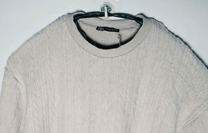 ZARA Woman Cropped Design Pullover Sweater