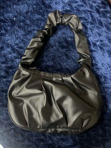 Black Leather Sling Bag ♥️