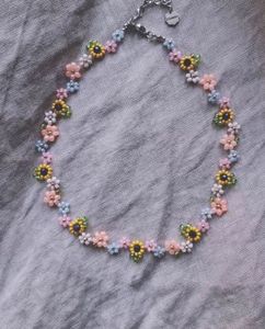 Flower Beaded Bracelet