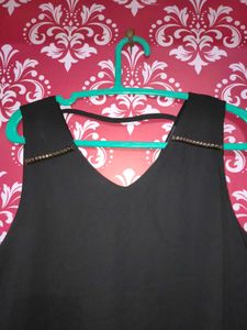 Sleeveless Black Dress