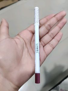 Lip Liner