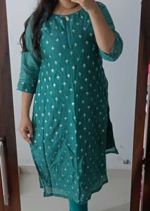 Green Embroidered Kurta