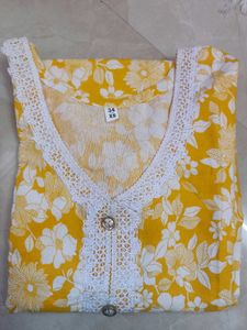 🆕 Floral Kurta Set xs size