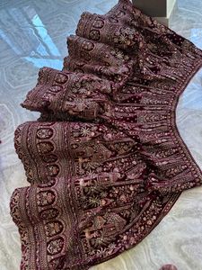 heavy Rajwadi Work bridal Lahnga