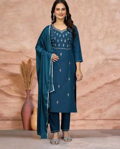Women Dupatta Set &amp; Kurti Pant