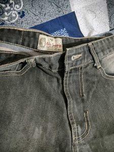 Jean's