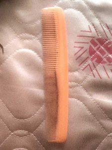 Vintage Peach Comb