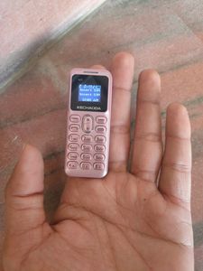 World&#39;s Mini Mobile With Voice Change Girl,Men,Kid