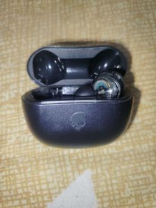 Skullcandy Rail ANC earbuds