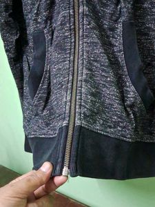 TT Being Ian Zip-Up Hoodie