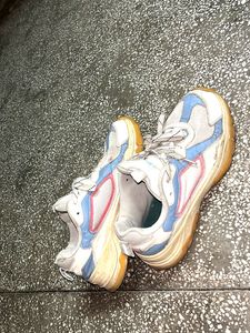 Pre-Loved Mode by Red Tape Sneakers